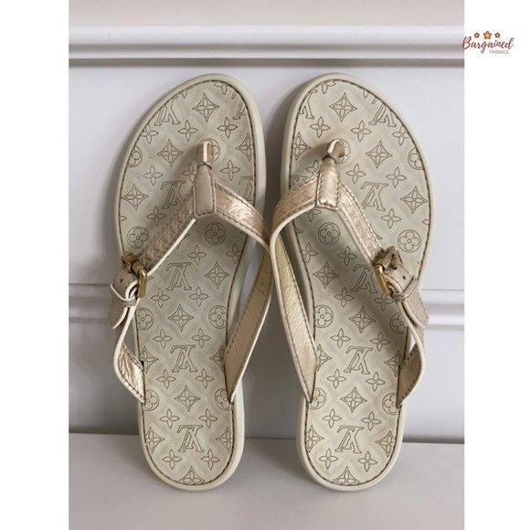 Authentic Louis Vuitton Beige Monogram Embossed Rubber Flip Flop Sandals 37/7 - Picture 11 of 13